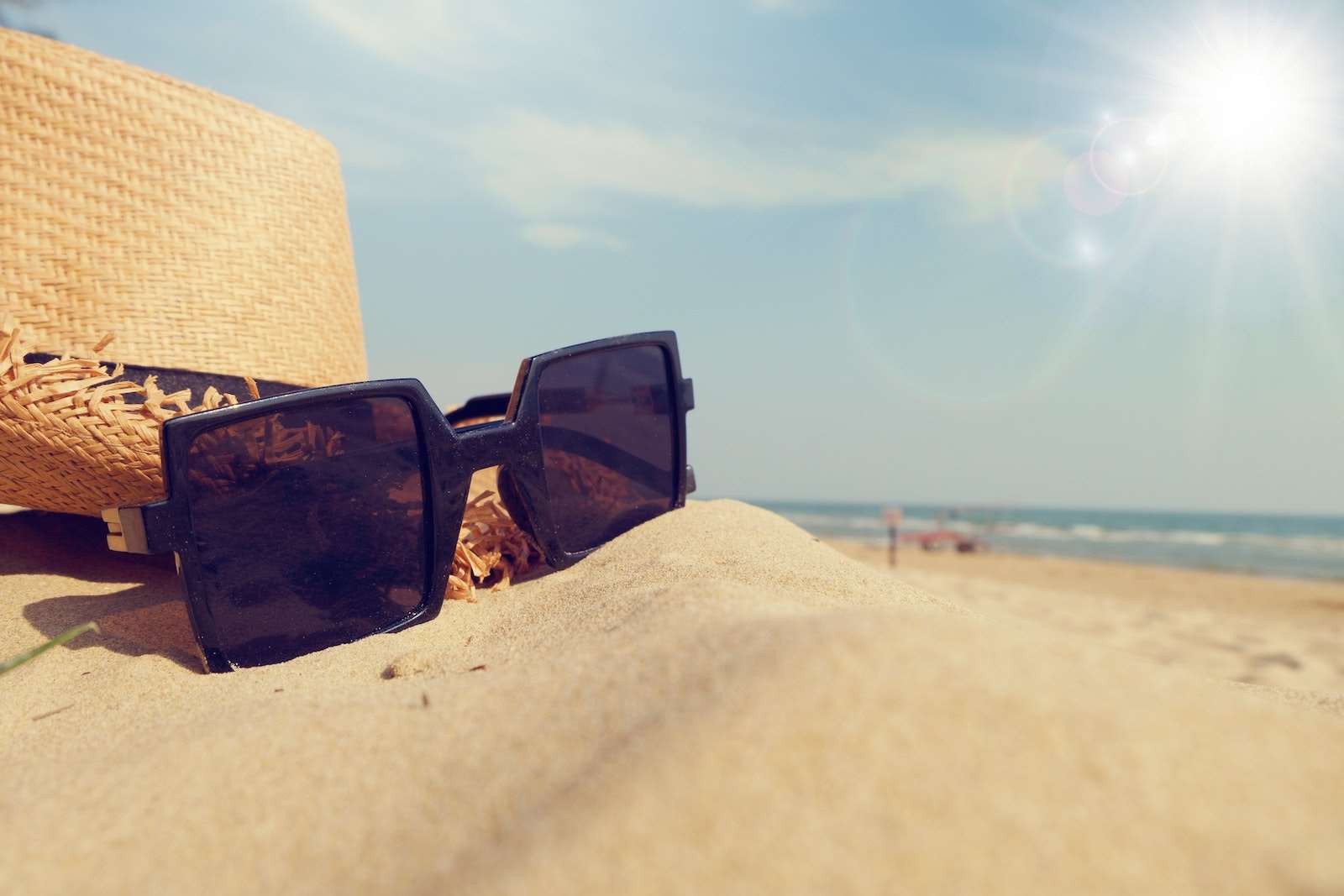 The Pros and Cons of Offering Unlimited Paid Time Off The Pros and Cons of Offering Unlimited Paid Time Off
