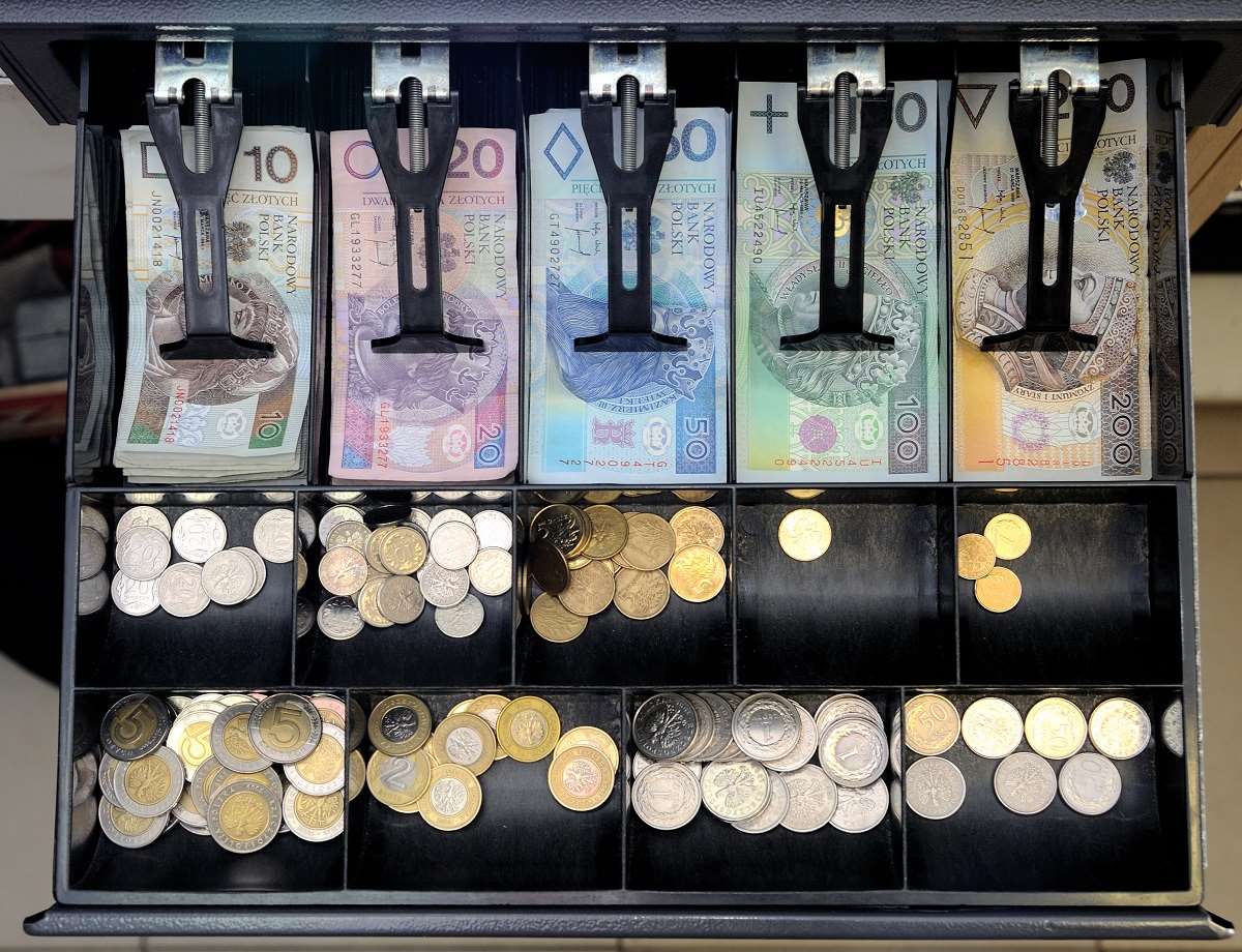 Kasa fiskalna – kto i kiedy ma obowiązek jej posiadania? Kasa fiskalna – kto i kiedy ma obowiązek jej posiadania?